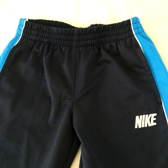 Nike boys navy / blue & whites full zip lightweight matching jacket & pant set - Picture 11 of 14